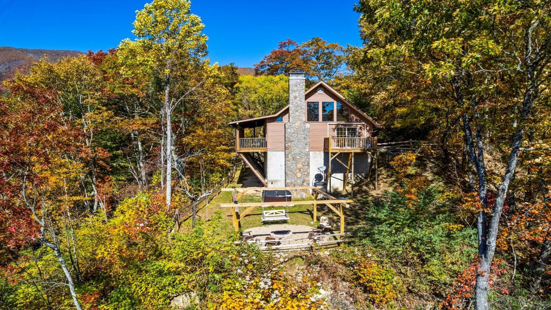 Maggie Valley Cabin With Beautiful Mountain Views, Hottub, Pet Friendly, Gameroom, Fireplace Εξωτερικό φωτογραφία